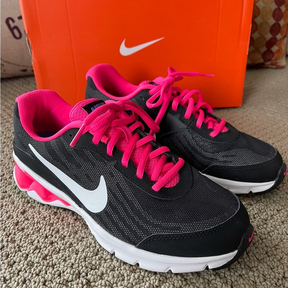 Nike Women's Reax 9 Running Shoes 653612-001 Black/Pink